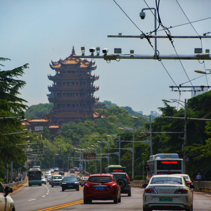 수이윈란 호텔에서 우한 시내 이동하기: 현지인처럼 도시를 누비는 완벽 가이드 — 지하철, 택시, 자전거 등!